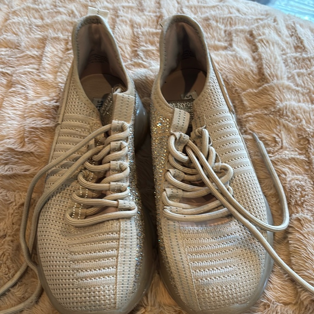 Women size 8 Steve Madden tennis with rhinestones